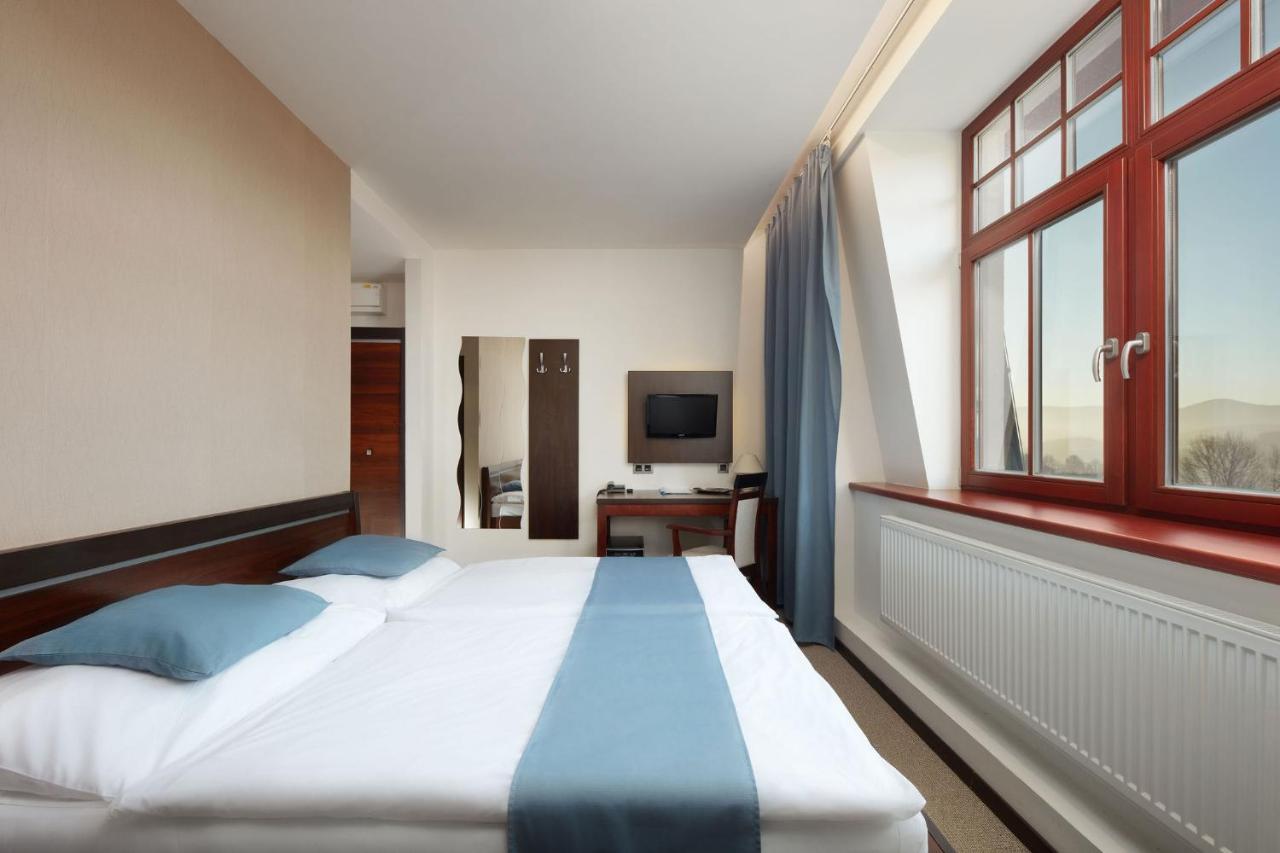 Hotel Slunny Dvur Jeseník Eksteriør billede