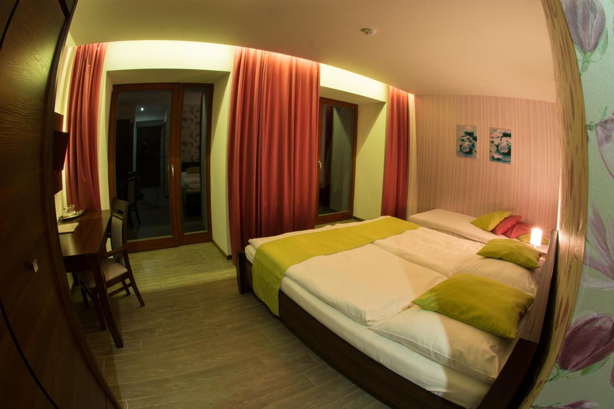 Hotel Slunny Dvur Jeseník Værelse billede